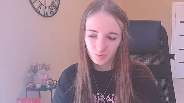 KateKayer online show from September 2025 08:49:02 AM