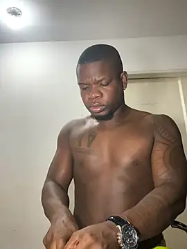 feliipehot online show from October 2025 06:40:02 PM