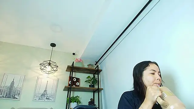  Victoria Collins online show from February 2026 10:33:01 AM