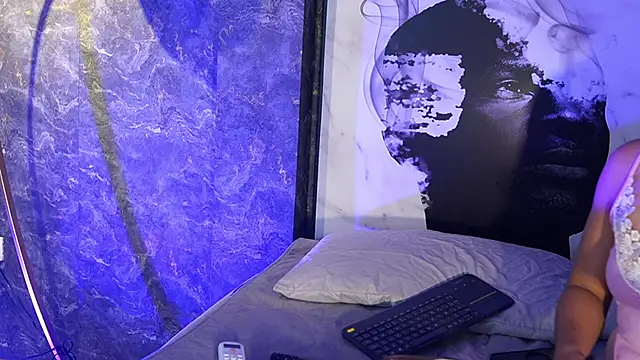 Snapshot of Susan_wall chatting on February 2026 01:11:01 PM Susan wall online show from February 2026 01:11:01 PM