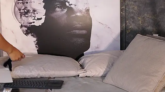 Snapshot of Susan_wall chatting on February 2026 12:39:02 PM Susan wall online show from February 2026 12:39:02 PM