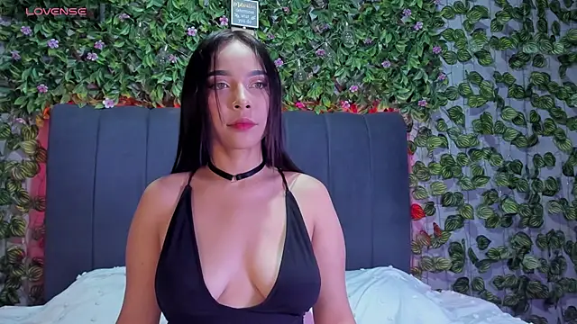 evelin 33 online show from September 2025 08:57:02 PM