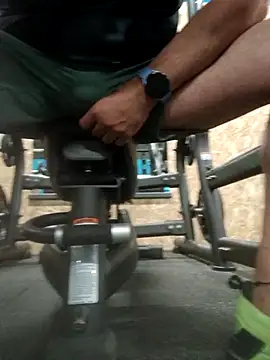 CloudyMuscleBeefy online show from September 2025 01:16:02 AM