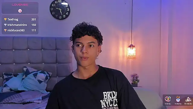 Santy Stump online show from September 2025 10:21:02 PM