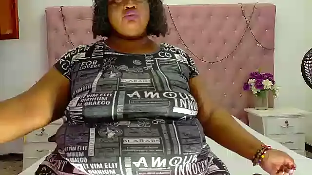 Exoticbigmandy online show from October 2025 09:54:02 PM