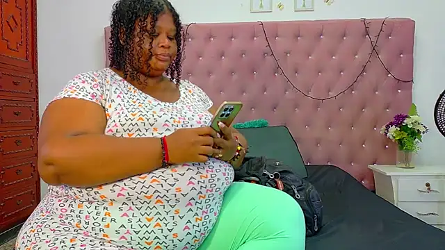 Exoticbigmandy online show from October 2025 09:13:01 PM