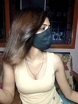 Isha Sax online show from October 2025 07:55:01 PM