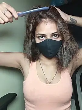 Isha Sax online show from November 2025 07:41:02 AM