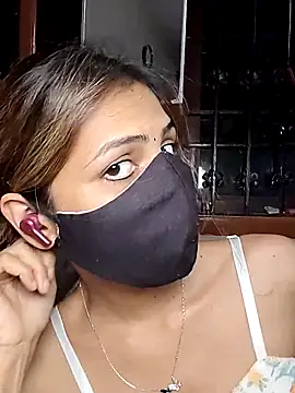 Isha Sax online show from February 2026 08:49:01 PM