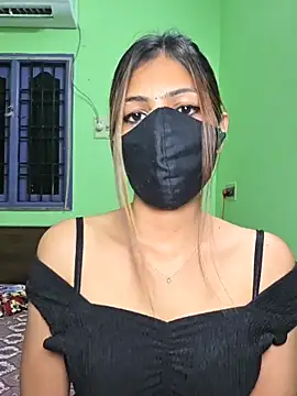 Isha Sax online show from April 2026 07:03:02 PM