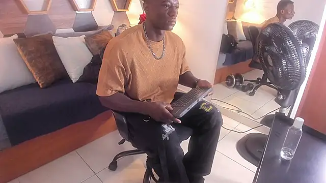 MarcusBlack  online show from September 2025 11:48:01 AM