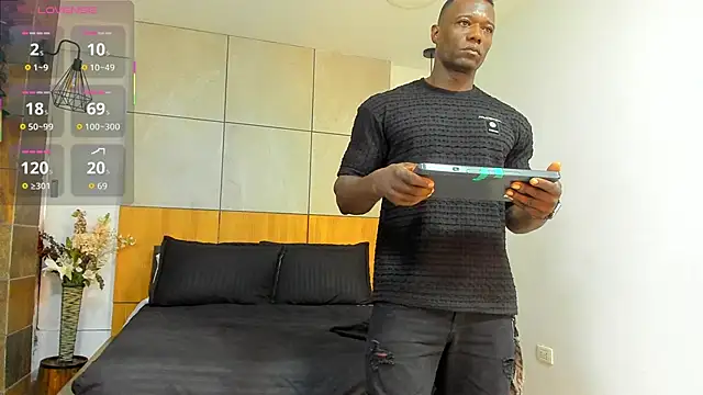 Snapshot of MarcusBlack_ chatting on February 2026 11:51:01 AM MarcusBlack online show from February 2026 11:51:01 AM