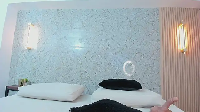 Snapshot of Antonella_west chatting on October 2025 08:49:01 PM Antonella west online show from October 2025 08:49:01 PM