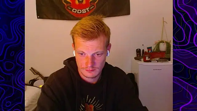 Snapshot of lustylyndon chatting on September 2025 04:46:02 AM lustylyndon online show from September 2025 04:46:02 AM