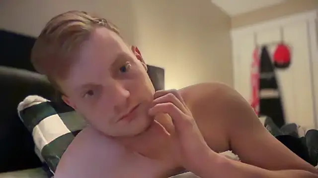 lustylyndon online show from November 2025 03:11:01 PM