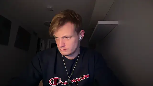 lustylyndon online show from March 2026 03:44:02 AM