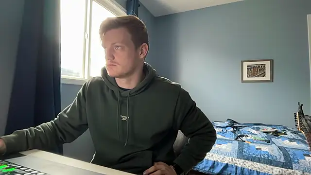 lustylyndon online show from April 2026 04:04:01 PM