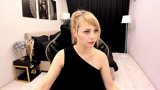 LindaSandy 1 online show from November 2025 09:09:01 AM