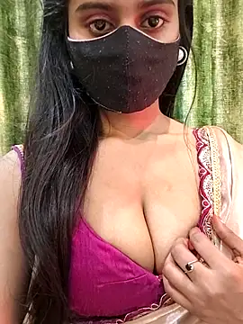 Aanya hotty online show from January 2026 04:44:01 PM