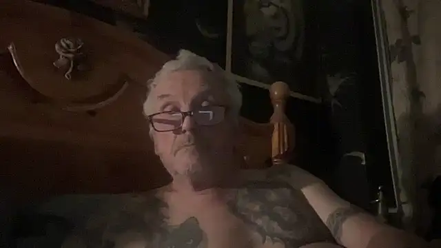 poggles online show from November 2025 08:08:02 PM