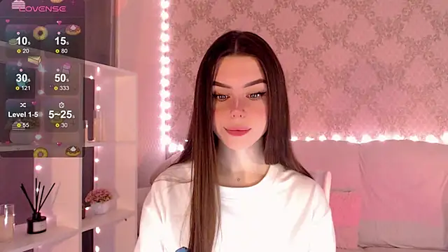 HolyMiax online show from October 2025 03:38:02 AM