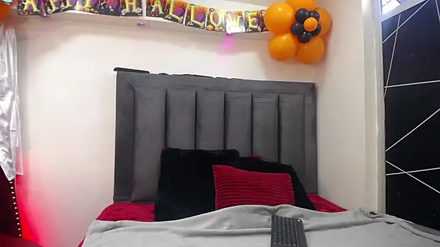 EmmaJhomson online show from October 2025 08:09:02 PM