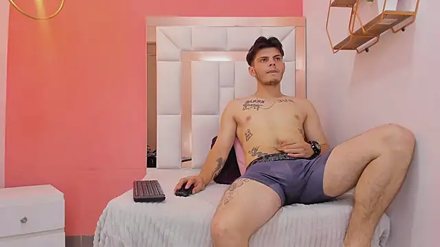 Snapshot of erickandnatasha_69 chatting on February 2026 11:06:02 AM erickandnatasha 69 online show from February 2026 11:06:02 AM