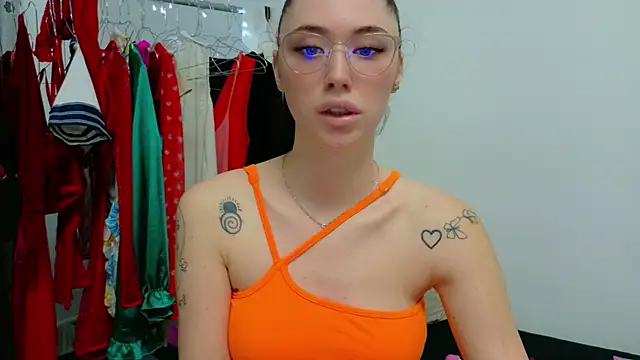 Ivanna  Rose online show from April 2026 04:37:01 PM