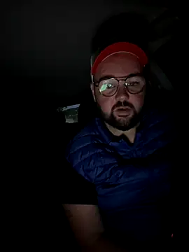Snapshot of chubby575468LUX chatting on September 2025 06:08:01 PM chubby575468LUX online show from September 2025 06:08:01 PM