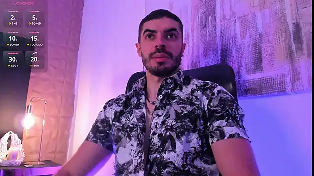 AxelThompson  online show from September 2025 10:48:01 AM