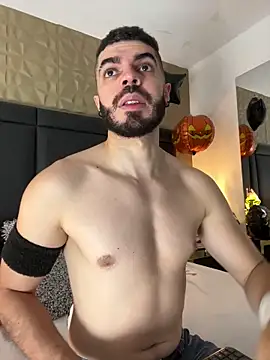 AxelThompson  online show from October 2025 11:54:01 AM