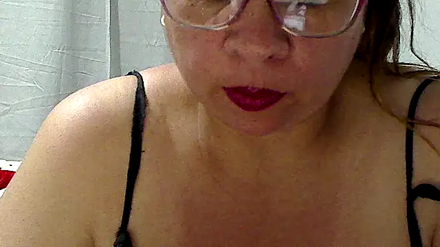 Snapshot of luciana69hot chatting on September 2025 03:34:02 PM luciana69hot online show from September 2025 03:34:02 PM