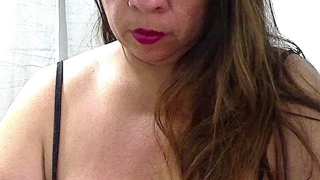 Snapshot of luciana69hot chatting on September 2025 10:00:01 PM luciana69hot online show from September 2025 10:00:01 PM
