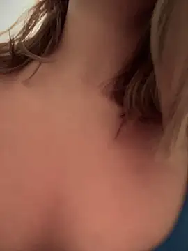 sara calderon online show from December 2025 01:28:01 PM