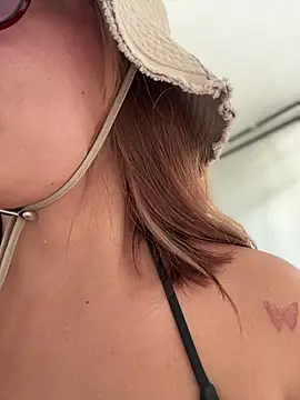 sara calderon online show from January 2026 01:35:02 PM