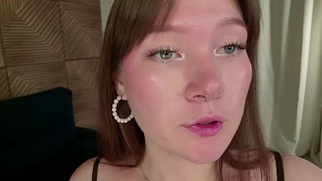 Ash Hasmy online show from December 2025 12:45:01 PM