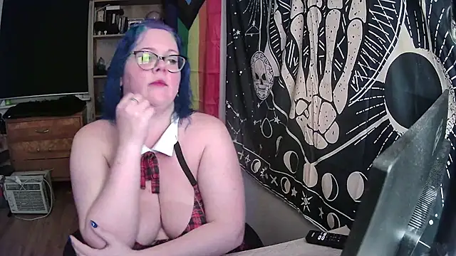 Snapshot of Kinky_Witch chatting on September 2025 03:28:01 AM Kinky Witch online show from September 2025 03:28:01 AM