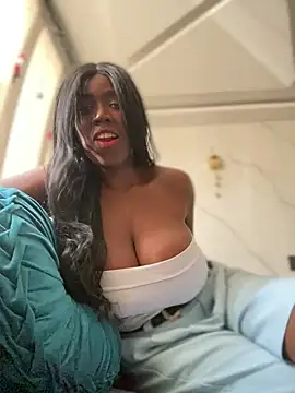 Alexia 24 online show from November 2025 07:46:02 PM