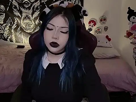 Snapshot of revenmiller_ chatting on October 2025 02:13:01 PM revenmiller online show from October 2025 02:13:01 PM