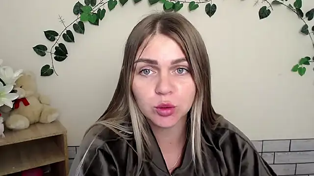 Snapshot of Magic_Katarina_ chatting on October 2025 09:06:02 AM Magic Katarina online show from October 2025 09:06:02 AM