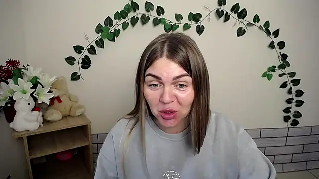 Snapshot of Magic_Katarina_ chatting on October 2025 06:33:01 AM Magic Katarina online show from October 2025 06:33:01 AM