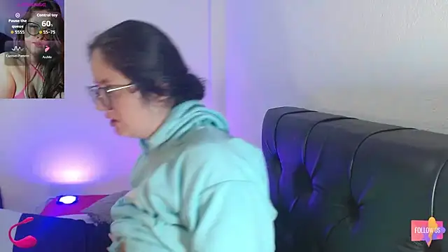 KrystalAdams online show from September 2025 05:07:02 PM