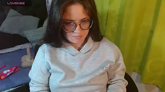 KrystalAdams online show from November 2025 01:54:02 PM