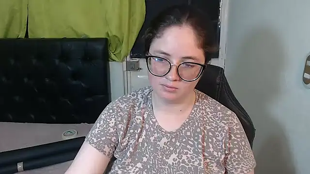 KrystalAdams online show from April 2026 08:20:01 PM