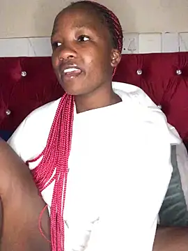 MissREAHx online show from September 2025 05:35:02 PM