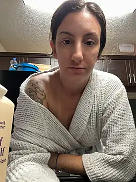 sweetsirenn online show from July 2026 03:16:02 PM