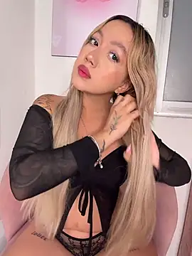 Becca Johnson u online show from February 2026 02:20:02 AM