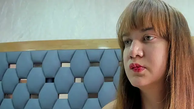 juliette pretty  online show from December 2025 07:32:01 PM