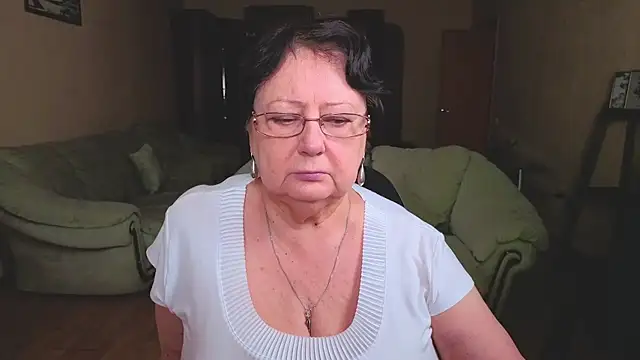 Margo Moll online show from February 2026 09:19:02 AM