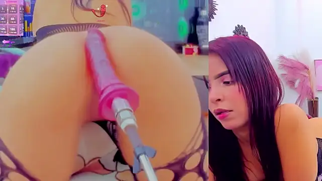 Athena Jackson  online show from November 2025 10:32:02 PM